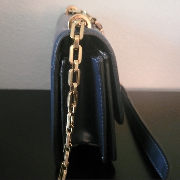 Zara Navy Blue Crossbody - Picture 4 of 7